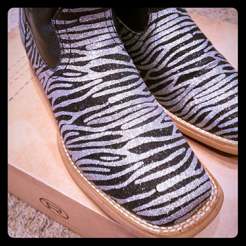 Women's Zebra Glitter Roper Boots